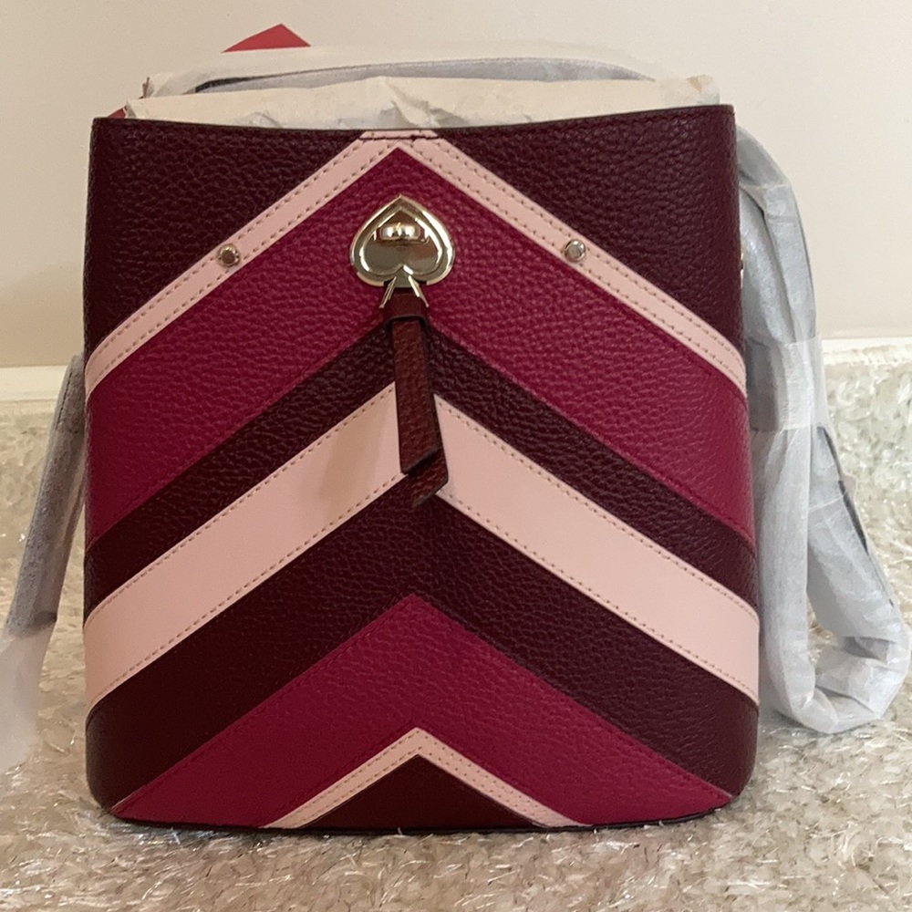 NWT Kate Spade Leather Marti Chevron Bucket XBody - Picture 5 of 15